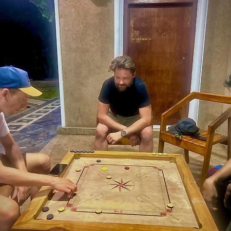Man Guest Polonnaruwa Hotel Екстериор снимка